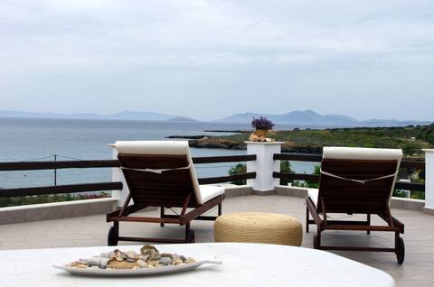 The Beach House Moutsouna Naxos