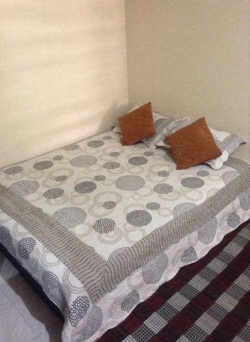Master bedroom with 1 queen size bed