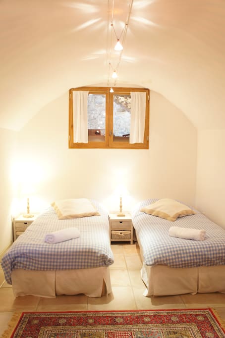 2 lits simples ou un grand lit à vous de choisir