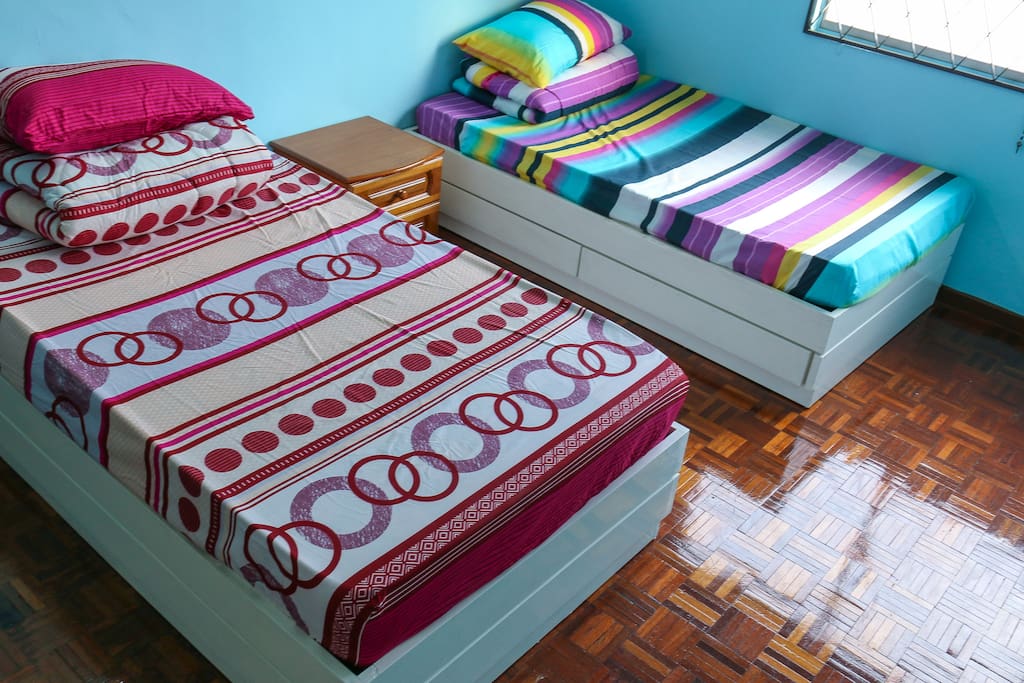 2 Beds.