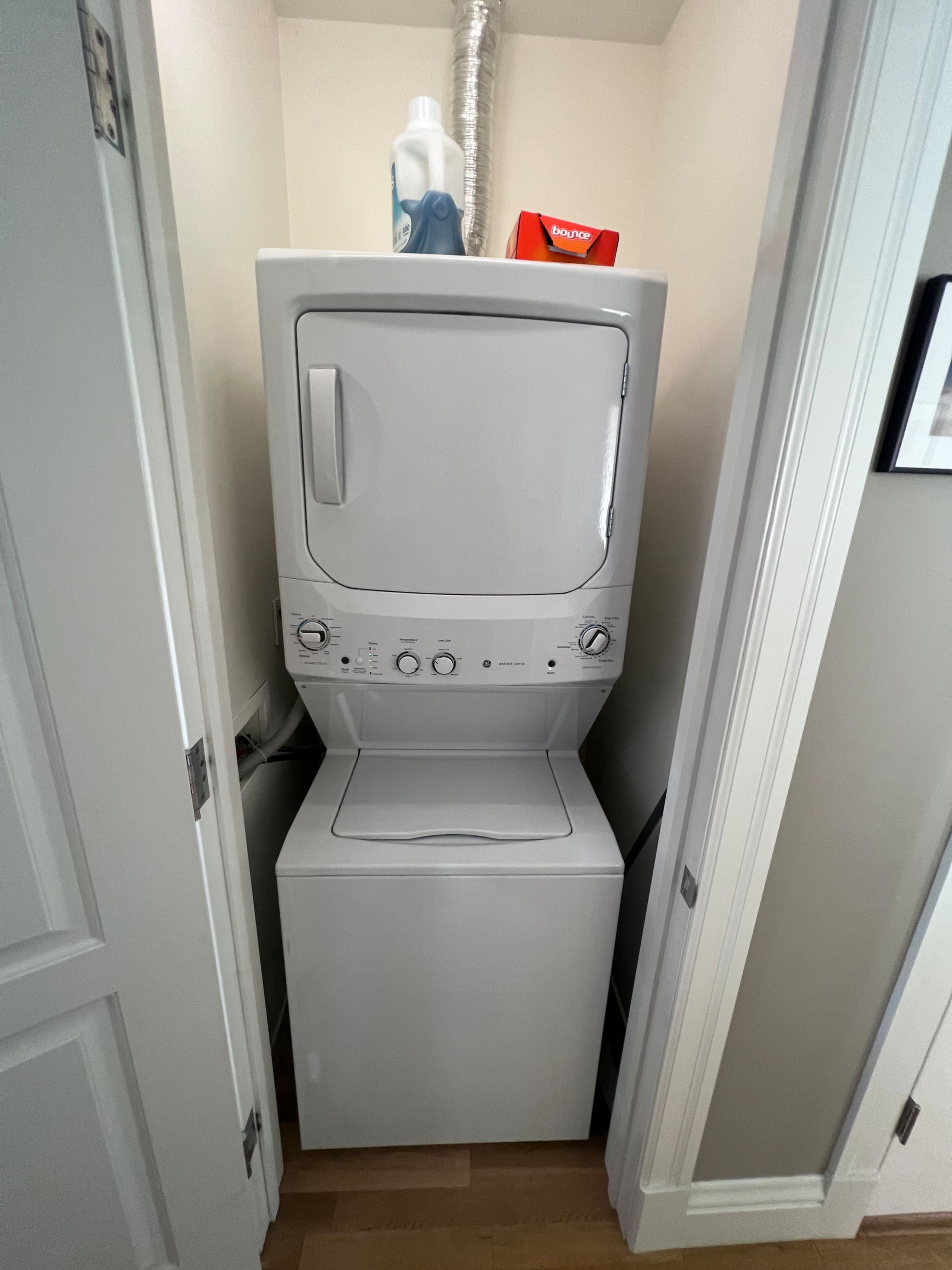 Condo in San Francisco · ★4.99 · 2 bedrooms · 2 beds · 1.5 baths - Image 53