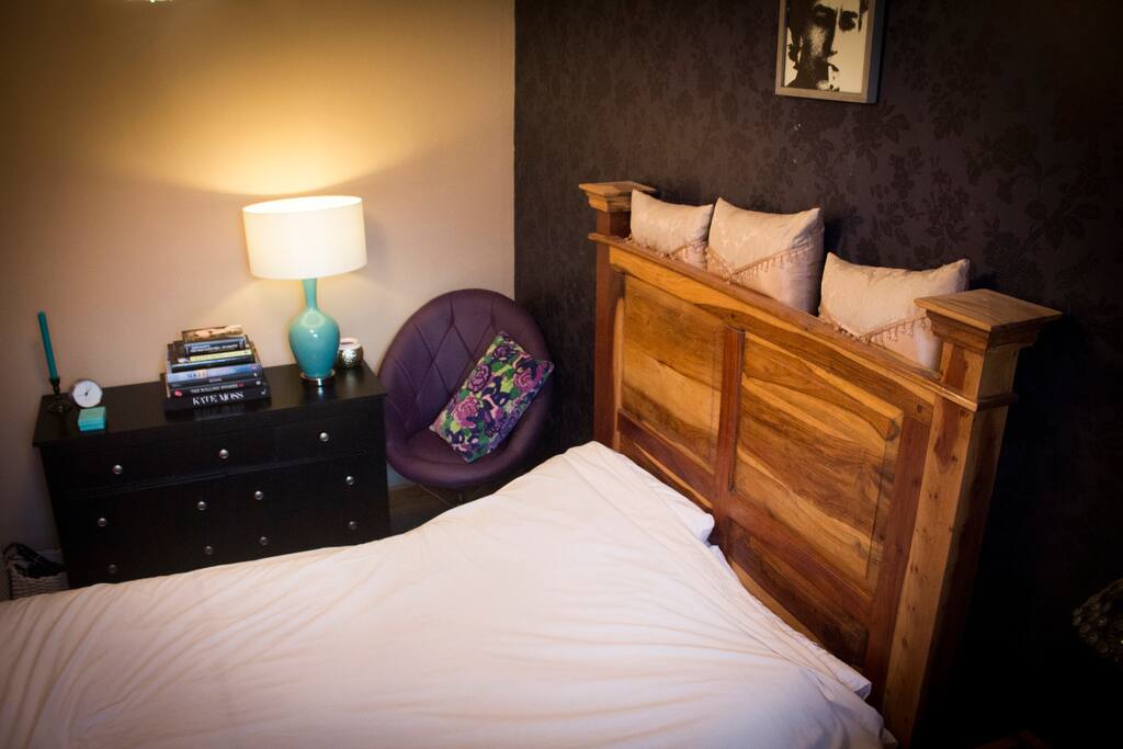 double bed, bedroom