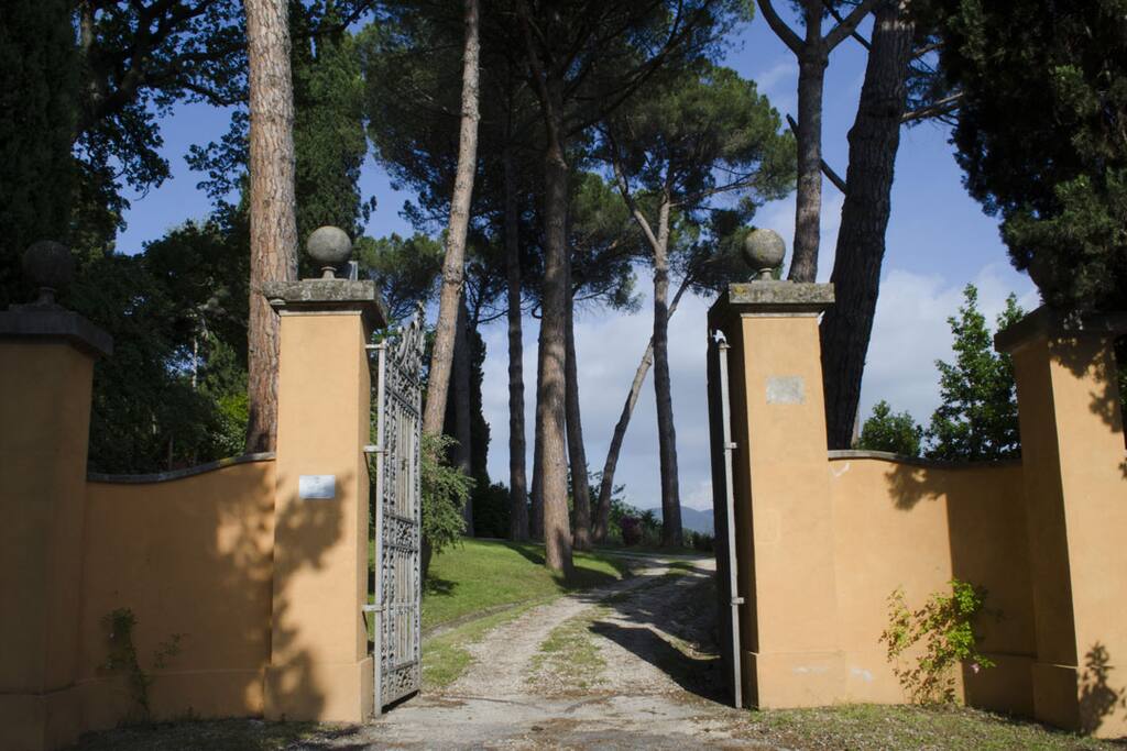 ingresso alla Villa