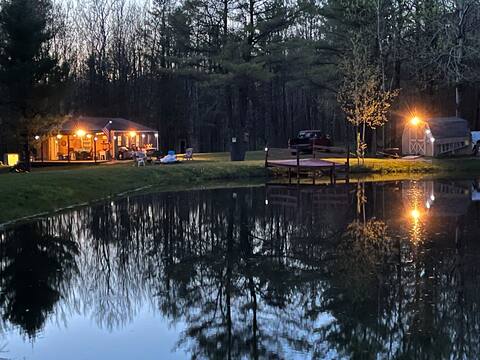 HB-Rustic Retreat-Book 3 nights get 4th night free