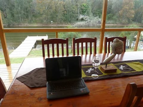 Sunny Private absolute waterfront home Lakeconjola