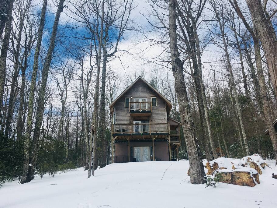 Winter wonderland at the cabin!