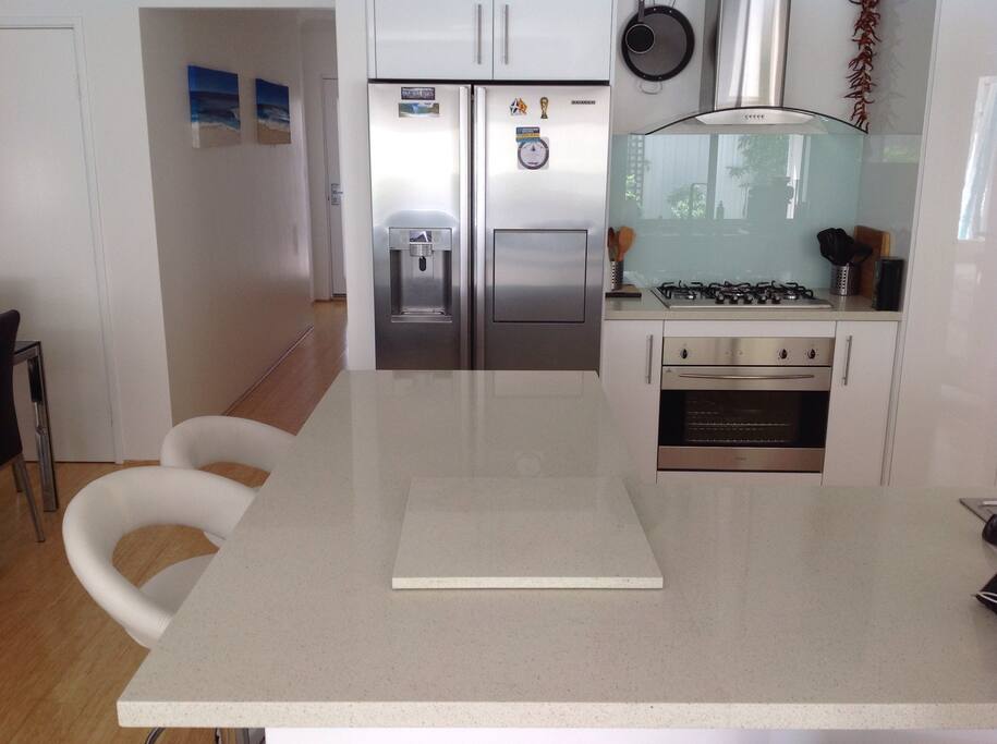 Breakfast bar