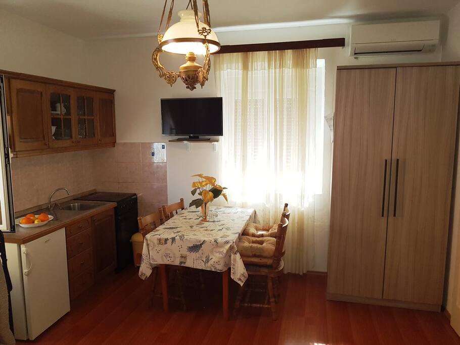 Dining room, Surface: 13 m²