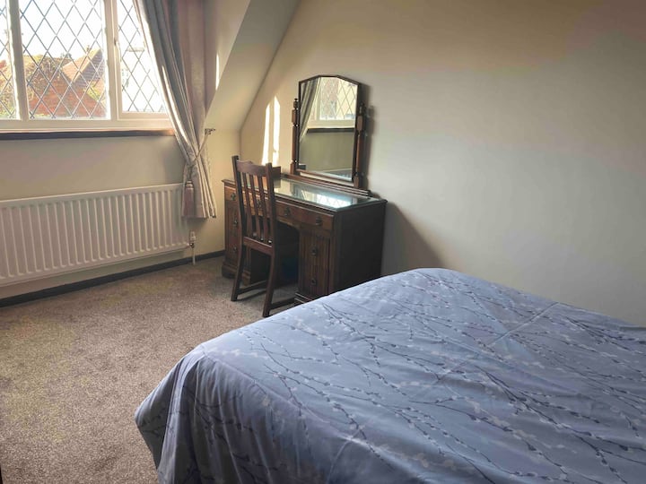 საძინებელი 1