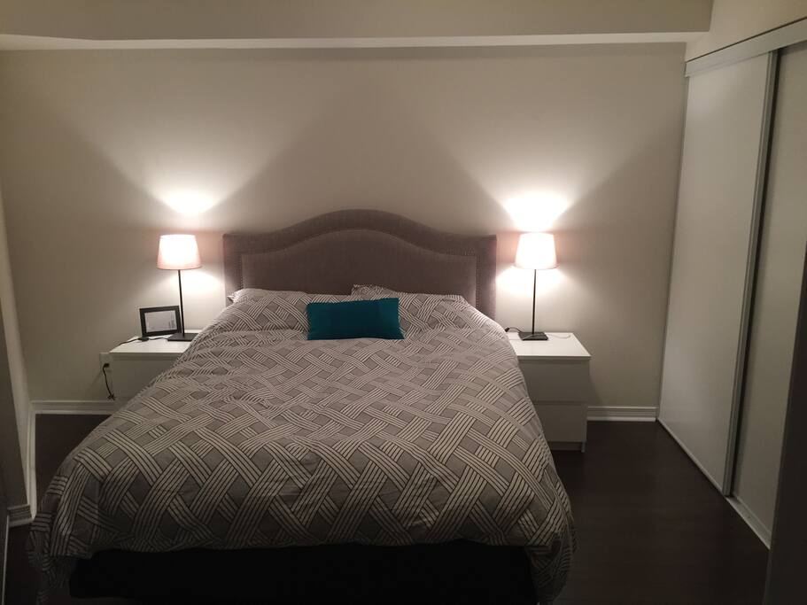 Queen size bed