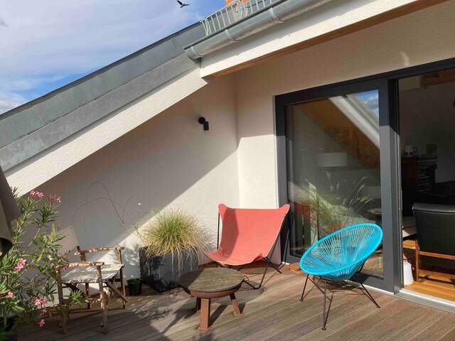 Berlin Mitte: Dachgeschoss mit großer Terrasse gallery image 5