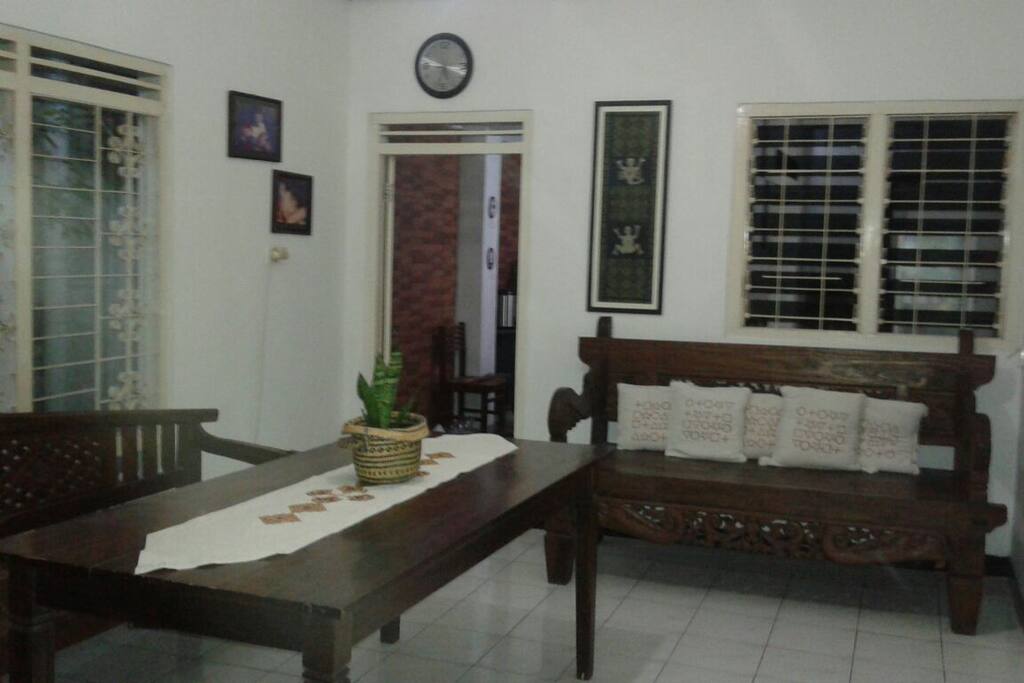 ruang keluarga