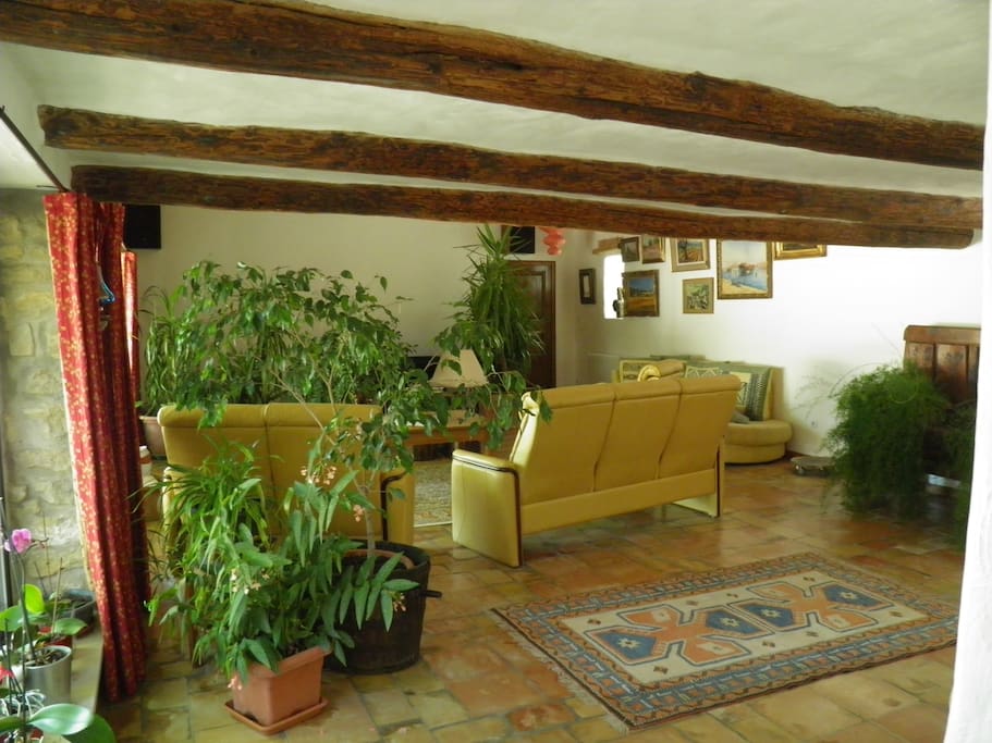 SALLE DE PROJECTION. 70M2