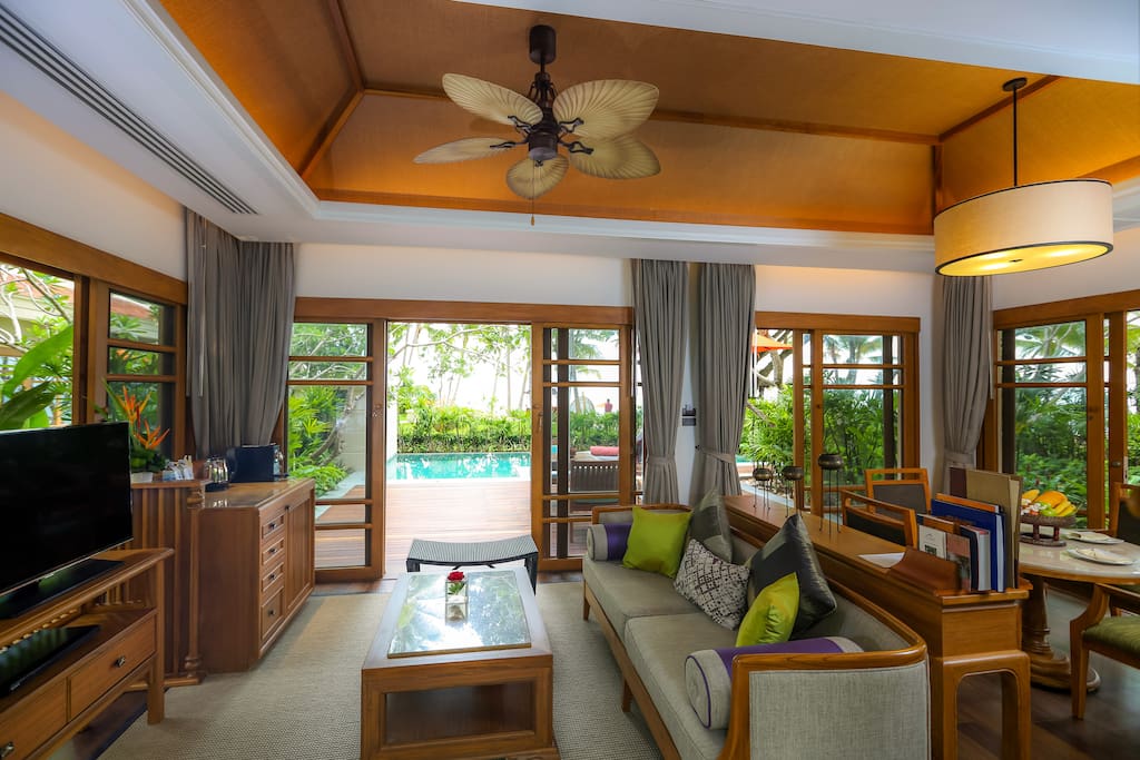 Private living Room with dining area