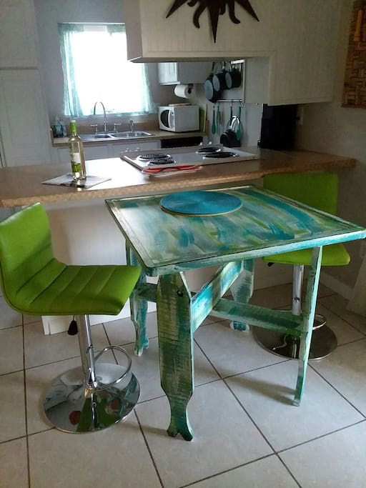 fish leg table