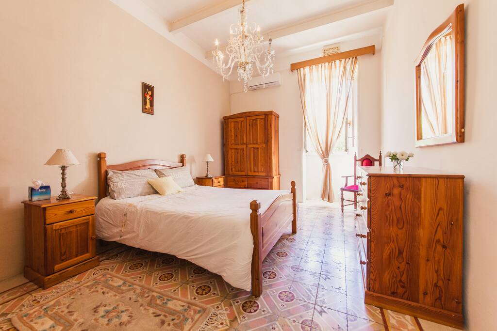 Ta Guzeppi Suite