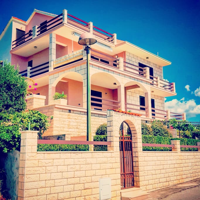 Villa Dali