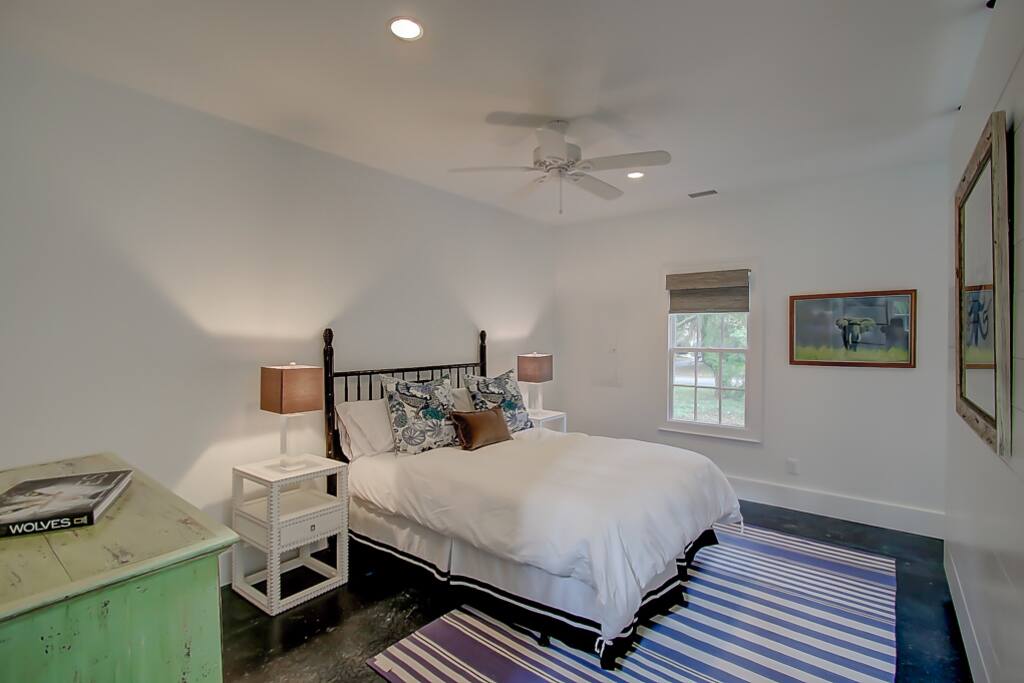 Bedroom with queen bed.
