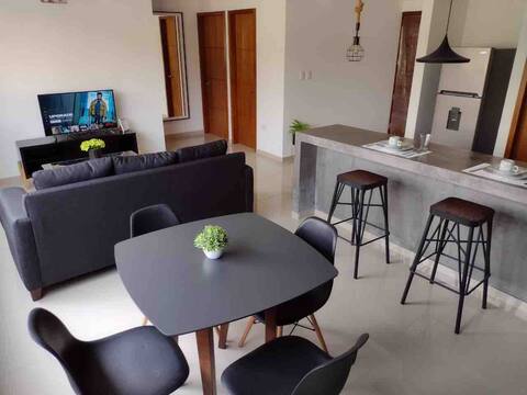 SOHO 3- !air-conditioned! Super central and modern!