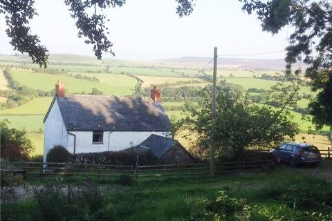A cosy Farmhouse set in idyllic North Wales