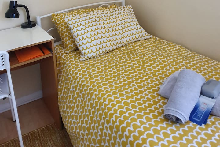 A private single room .