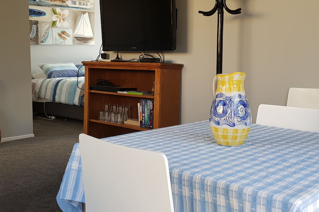 Table setting
