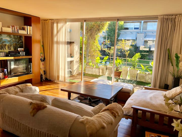 Двухкомнатная квартира-дуплекс с бассейном в Beccar