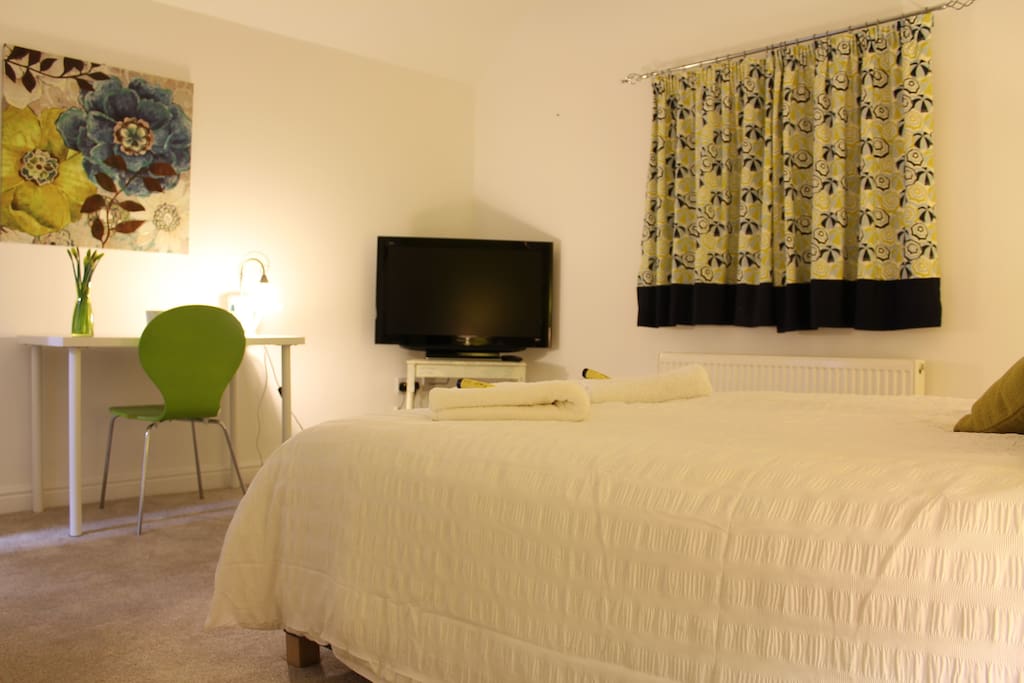 King-size bed
