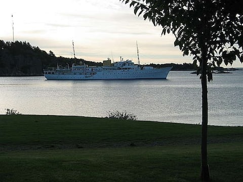 Successful Airbnb property: Guldmand Brygge 1, apartment 102 in Grimstad