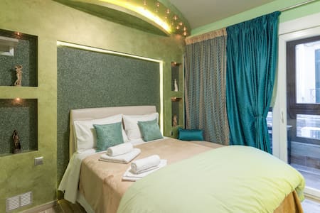 ★EMERALD CENTRAL LUXURY MINI SUITE ★JUST RENOVATED