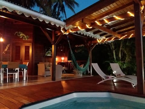 Zandoli chalet with pool overlooking the Caribbean