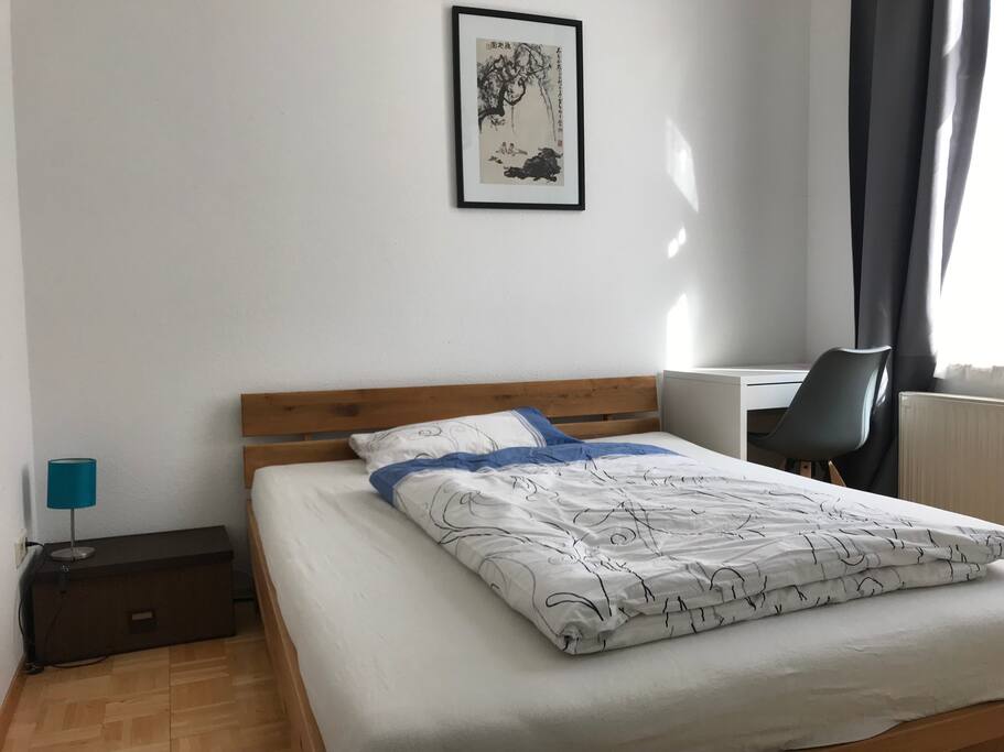 das Zimmer