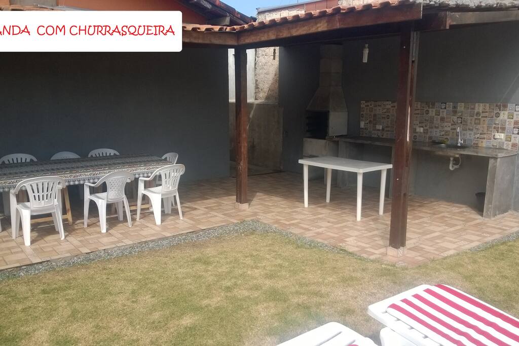 Varanda com churrasqueira