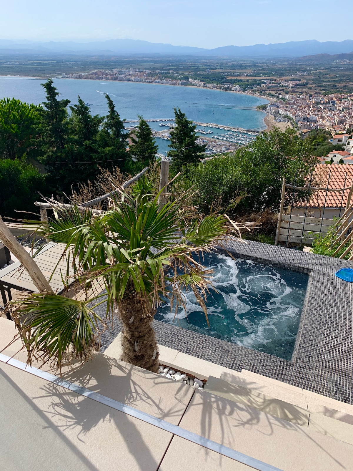 Jacuzzi terrace