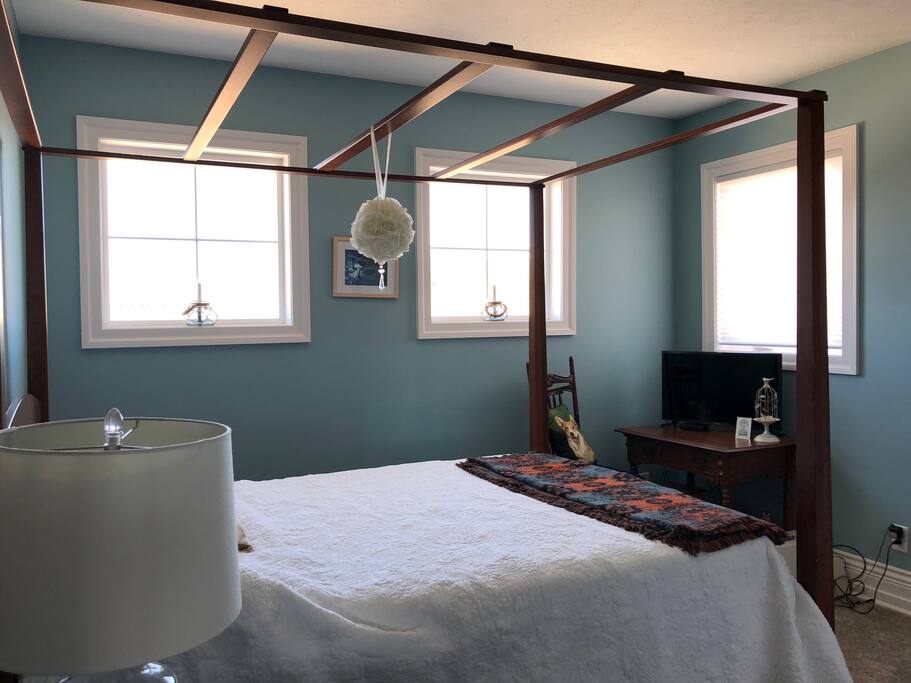 Private bedroom