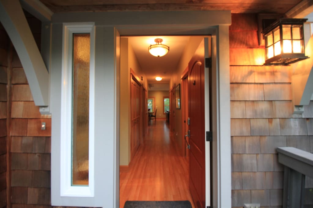 Inviting front entry leads into Sylvan Ray at Manzanita