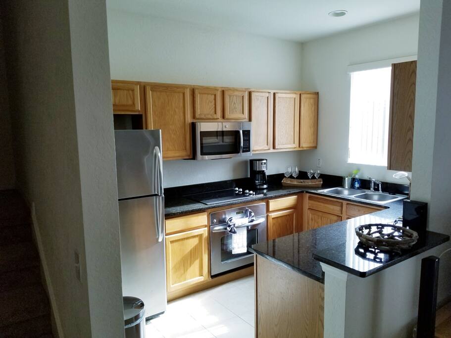 Full Kitchen