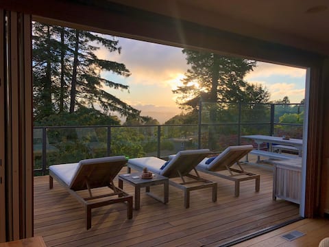 "Bay View Hilltop Retreat, Indoor/Outdoor Living""