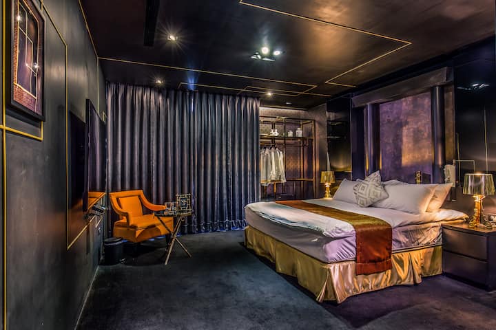 Bellus Inn Black & Gold - Taiwan