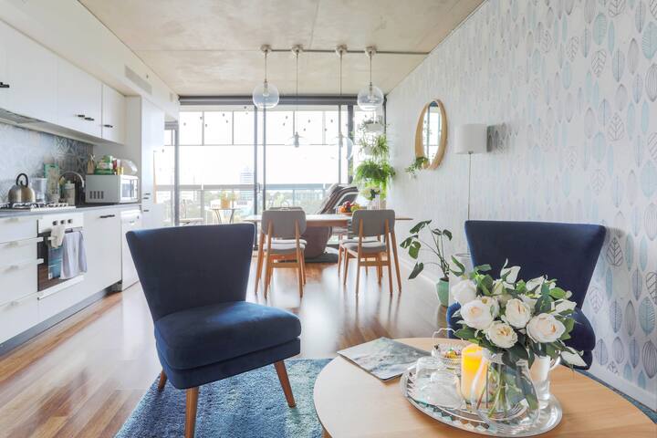 Cosy apt w/ QS luxuryTempur bed & private bathroom