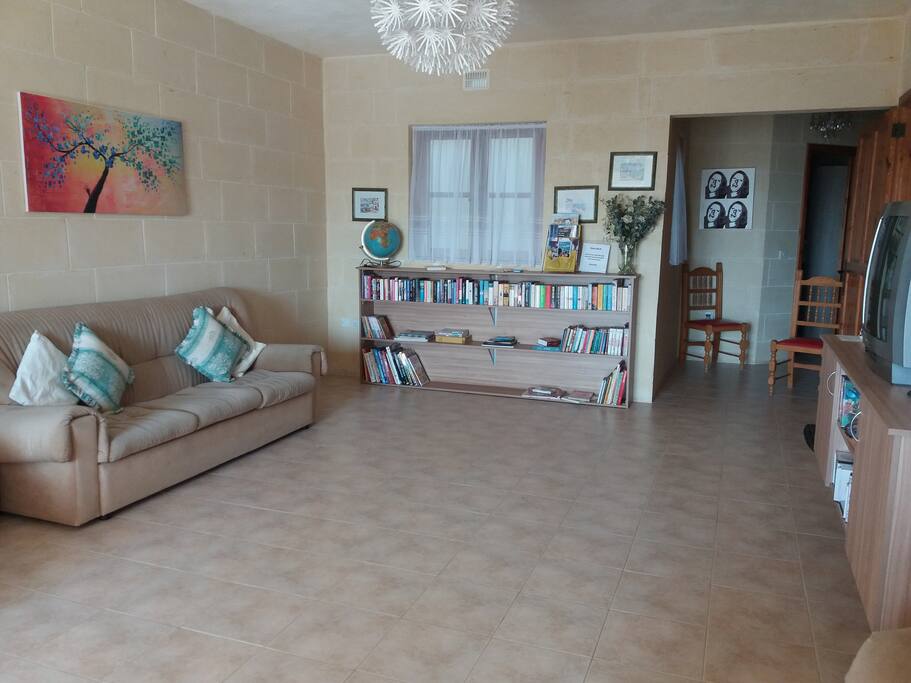 guests lounge area