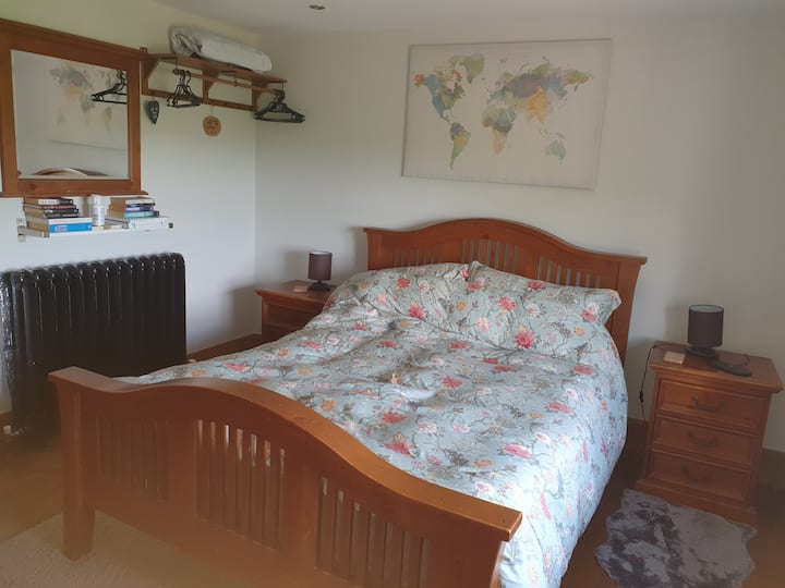 Bedroom 1 Newgrange View  