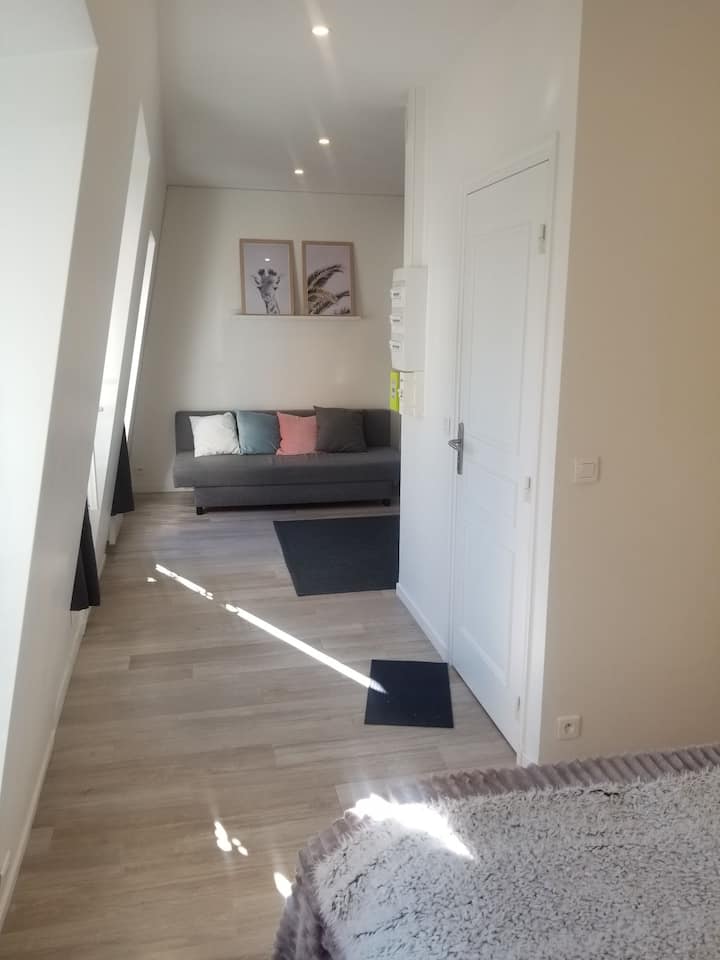 Charmant Appartement Rue Crémieux Au 3 èMe éTage - Paris