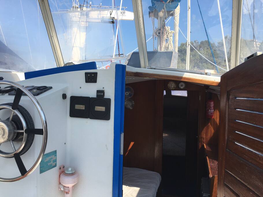 Bienvenue! Welcome on Board!