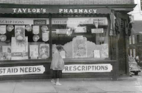 Taylor's Pharmacy Guesthouse