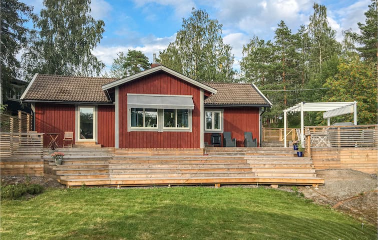 Airbnb Finspang Vacation Rentals Places To Stay