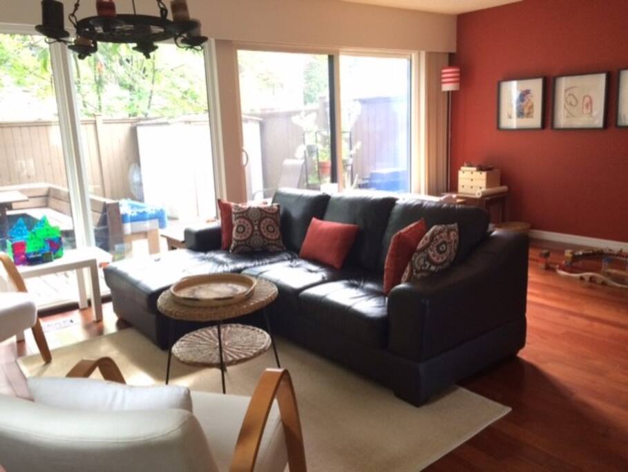 Living Room with bonus play area