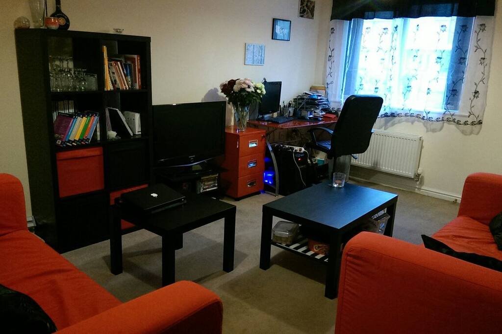 Living room (shared)
