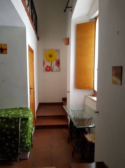 Ingresso - vista dall'ingresso