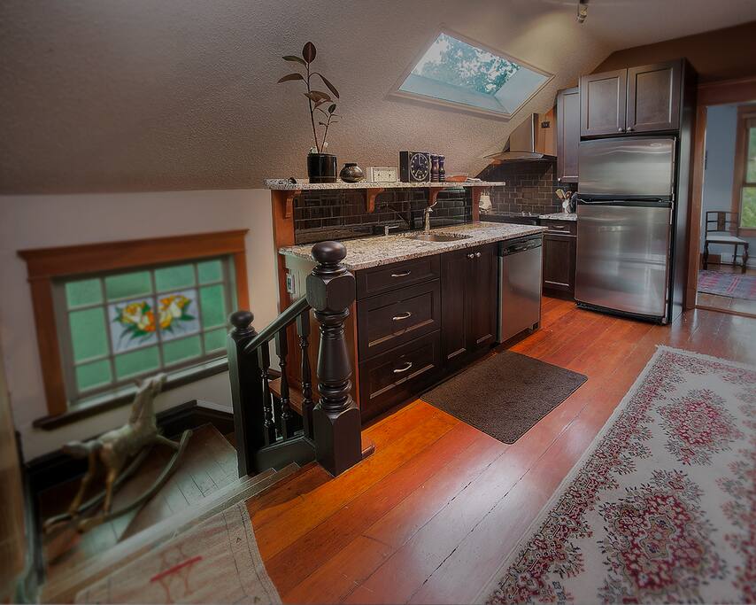 Gorgeous, functional kitchen.